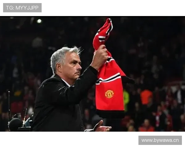 奥斯梅恩在快速反击中的战术作用分析 奥斯梅恩在快速反击中的战术作用分析