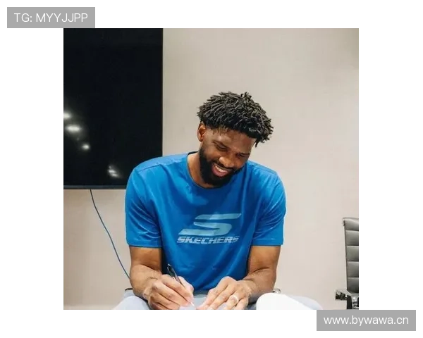 恩比德买了啥豪宅？邻居看得傻眼，篮球场没他家大！