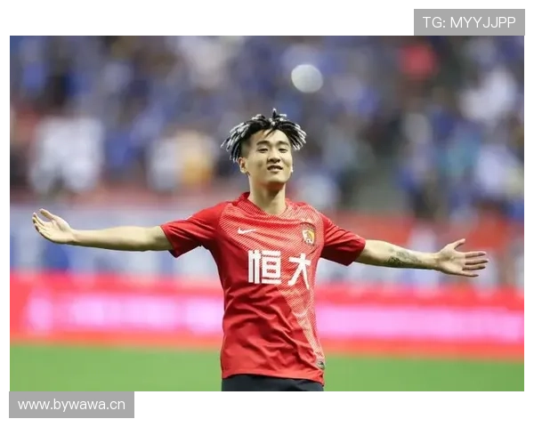 韦世豪私下点杯奶茶都要加双倍珍珠，训练完直接打车回家不带喘的